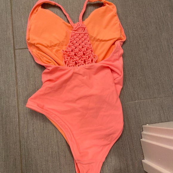 Aerie One Piece Swimsuit - Picture 2 of 3